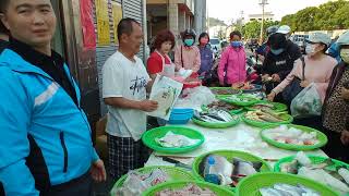 快要收攤了  阿源開始用力催下去   台中市豐原中正公園  海鮮叫賣哥阿源  Taiwan seafood auction