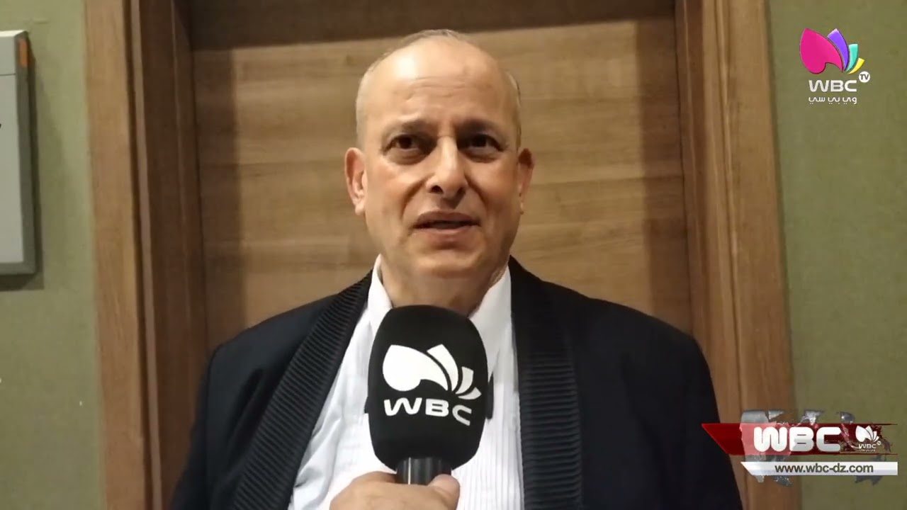 قسنطينة .. رشيد سڨني يلهب قاعة العروض الكبرى أحمد باي في سهرة فنية بهية