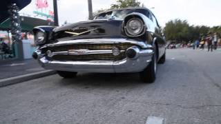 MELS DRIVE IN 60's CLASSIC VINTAGE CARS & DINER Universal Studios Florida Wealth