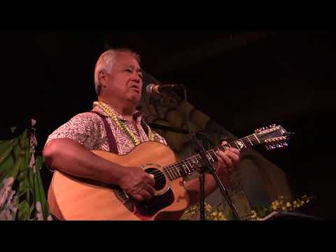 "Pu'uanahulu", Performed By George Kahumoku, Jr