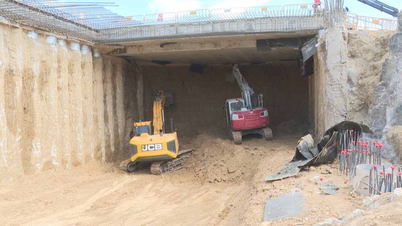 Un año de obras de soterramiento de la A-5: ruido, suciedad y paciencia a la espera del Paseo Verde