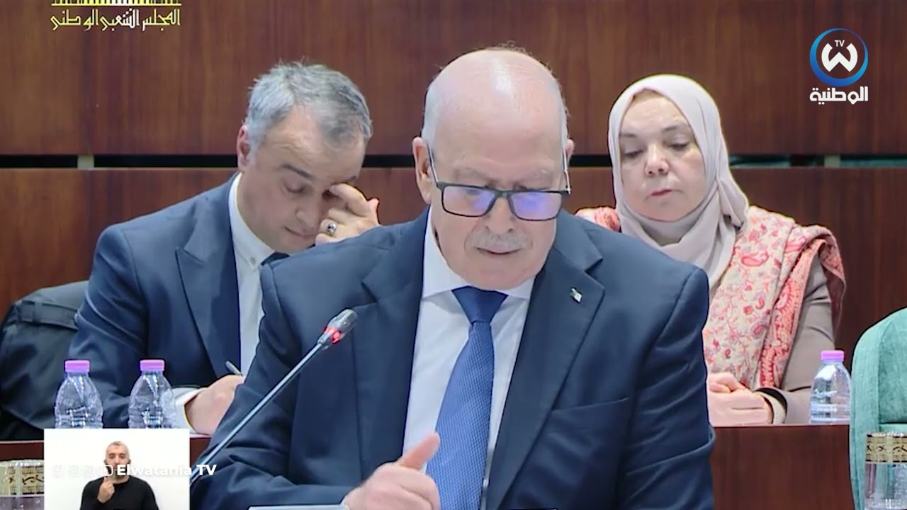 وزير الصناعة حول تصنيع السيارات..  نطلب منكم الصبر لأننا لانريد العودة إلى نفخ العجلات