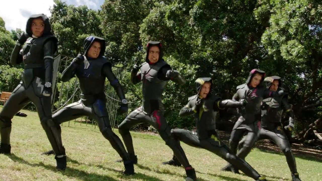 Супер ниндзя 2024 дата. Power Rangers Ninja Steel 1 Episodio 1. Супер ниндзя.