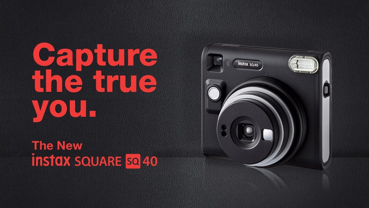 INSTAX SQUARE SQ40 – an eternally chic instant camera that looks as good as it shoots.