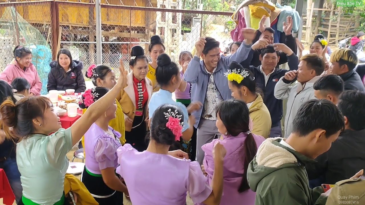 MÚA NHIỆT TÌNH NGÀY TỔNG KẾT DÒNG HỌ LÙ TẠI BẢN NÀ KHƯƠNG, BẢN BO, TAM ĐƯỜNG