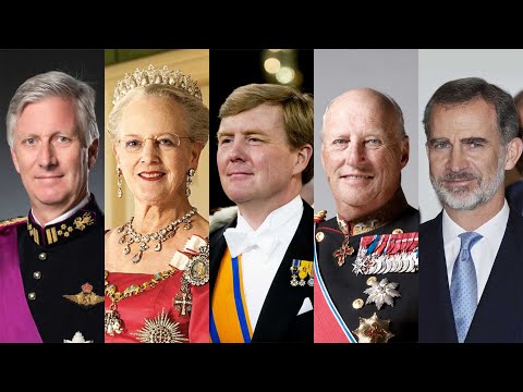 Video: Prince George De Beste Jurk Van Britse Royalty