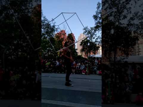 台中草悟道,街頭藝人表演