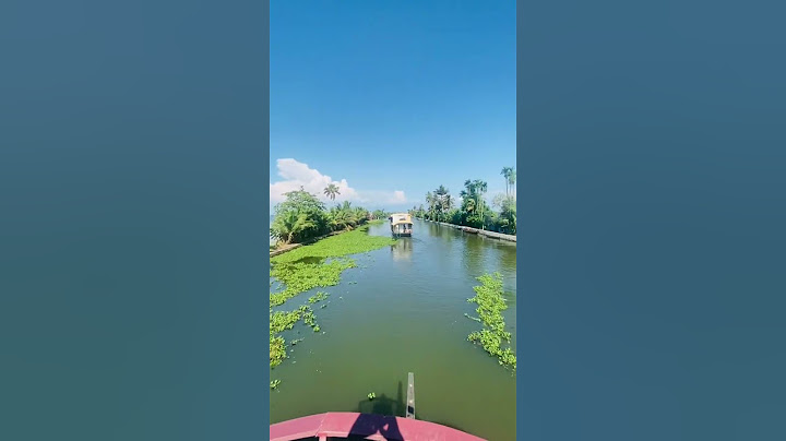 Houseboat ride Kumarakom Kerala