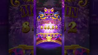 Put on a Venetian mask to join the “Mask Carnival”!