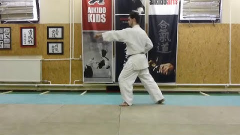 chudan tsuki[TUTORIAL] Aikido empty hand basic technique: