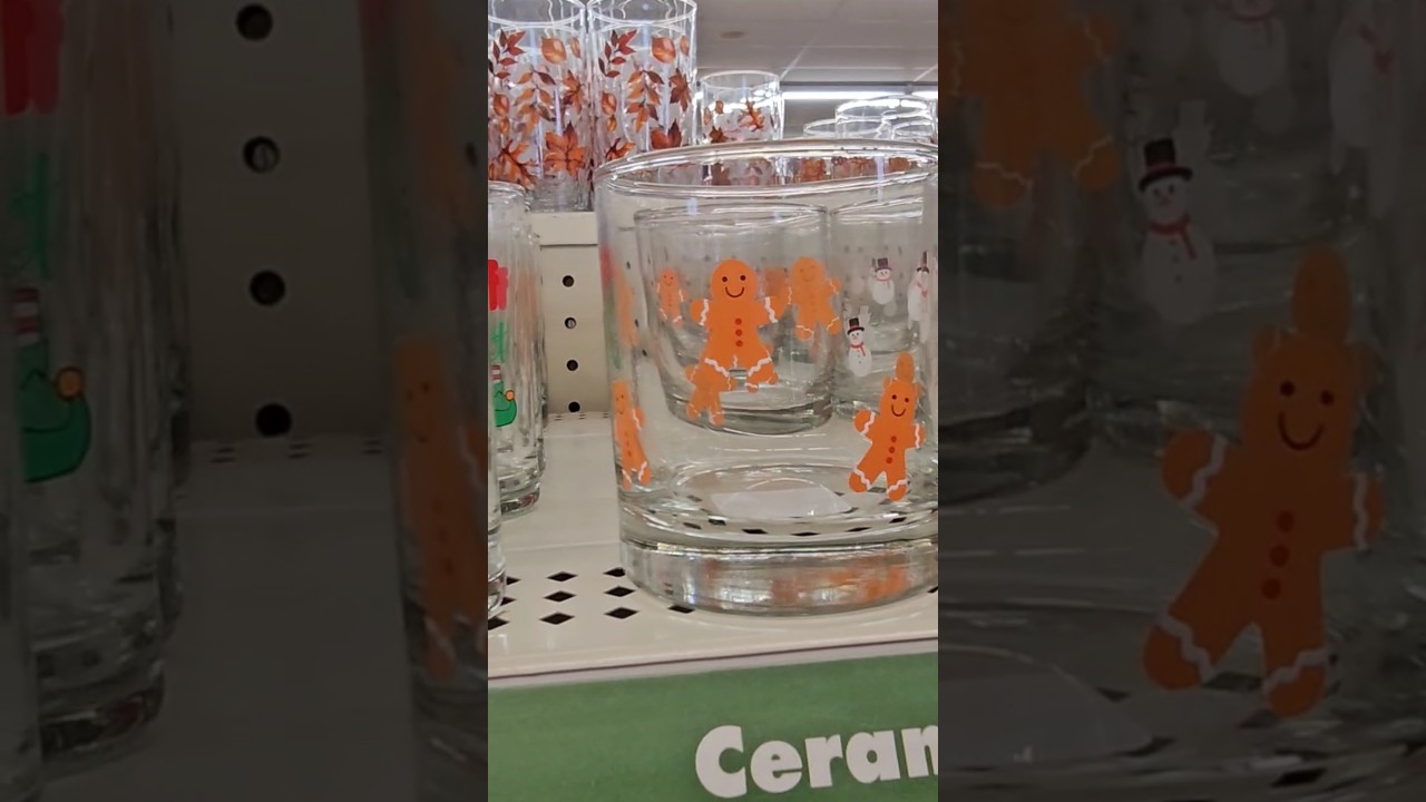 Новые рождественские бокалы для коктейлей в Dollar Tree 