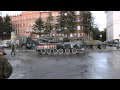 Танк т-80 заезжает на прицеп,Хабаровск пл.Ленина