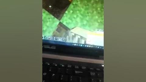 Minecraft Episode 1: How to build a noob trap