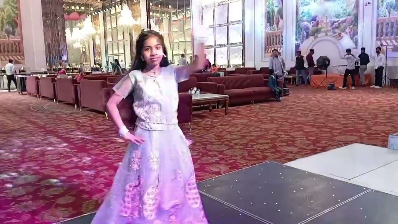 Shararat Song Dance & Munda thoda off beat hai 