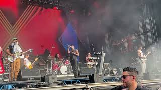 “Happy Idiot” TV ON THE RADIO” Live 