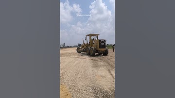 Old motor grader🚜 #youtubeshorts #grader moradabad #constructionequipment #graderwork