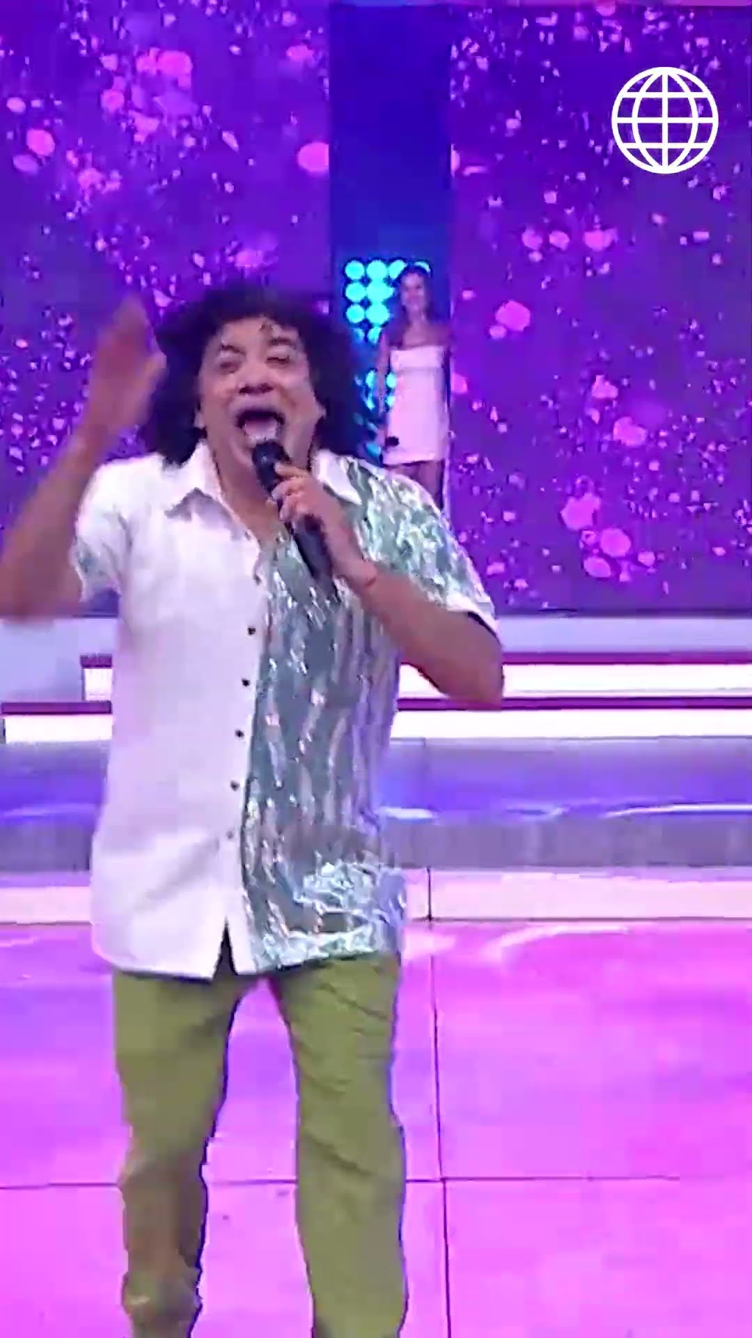 MANDE QUIEN MANDE | MDO's Alexis cast as a host | #shorts
