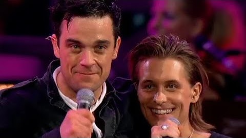 Robbie Williams and Mark Owen: Back For Good - Live In Knebworth (2003)