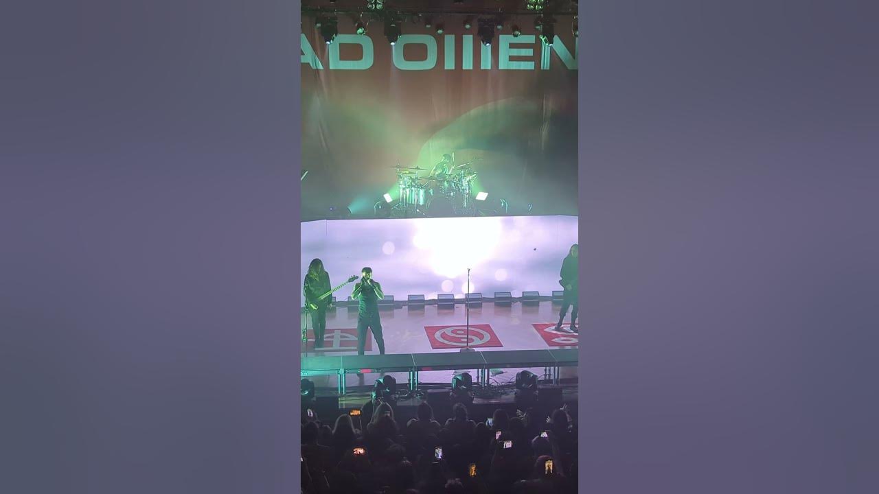 Bad Omens - Just Pretend!! #concerts #badomens #youtubeshorts #shorts Bad Omens - Just Pretend!! #concerts #badomens #youtubeshorts #shorts