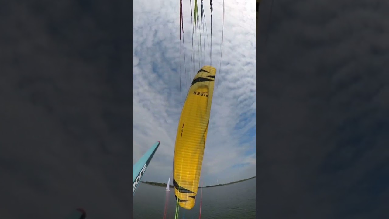 Paramotor slalom race 