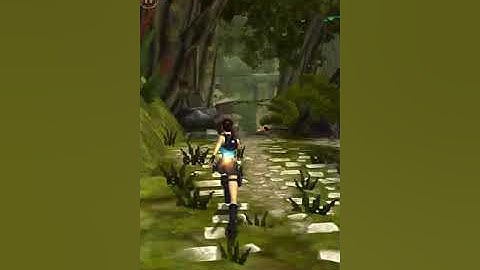 200 meters Run!  Lara Croft Relic Run offline android mobile game play