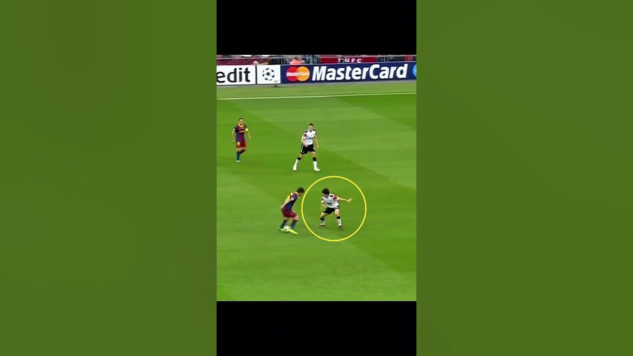 "This is Why Messi is the GOAT 🐐🔥#futbol #football #fifa #messi