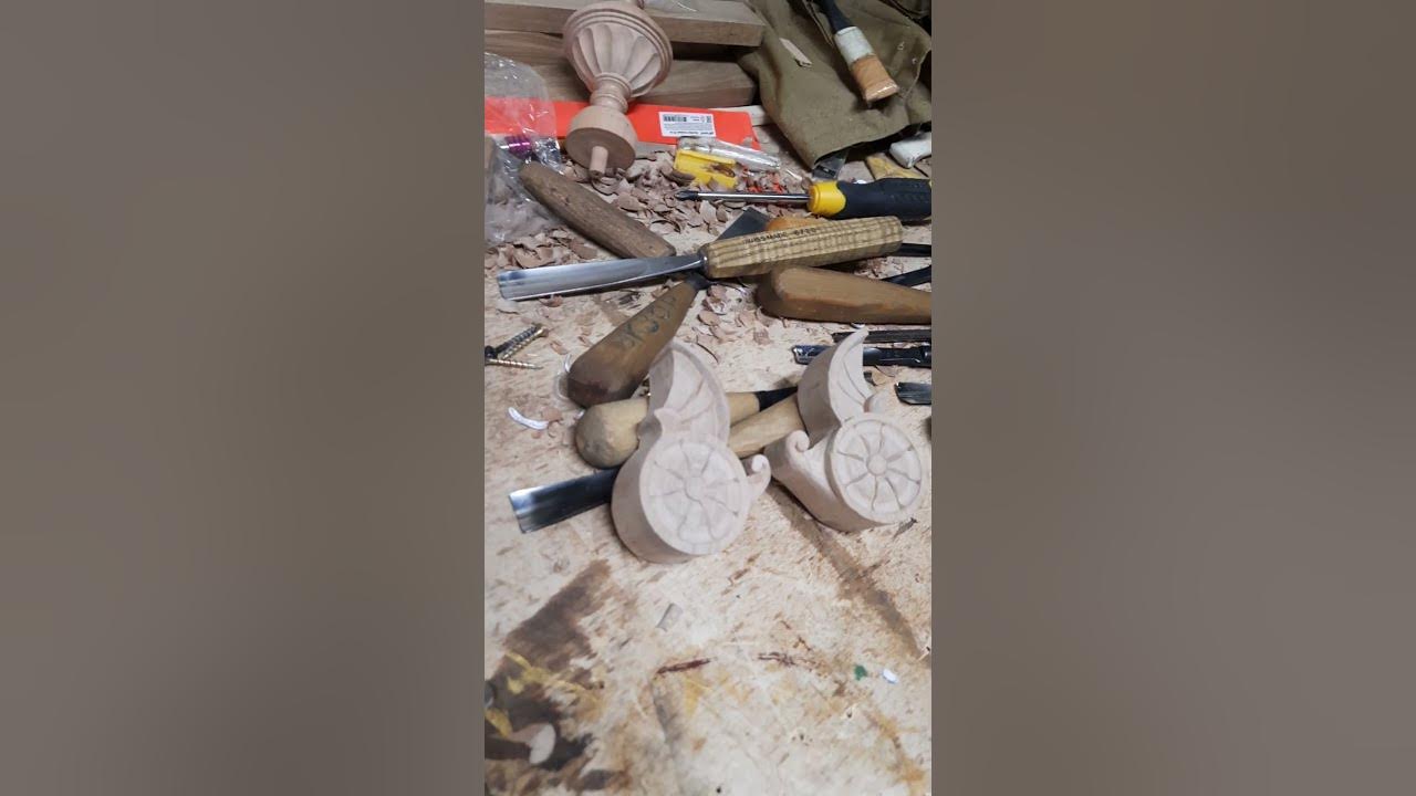 Процесс резьбы утраченных фрагментов для настенных часов. Реставрация ...