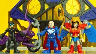 BATMAN opens new WONDER WOMAN vs CATWOMAN & LEX LUTHOR new imaginext toys unboxing