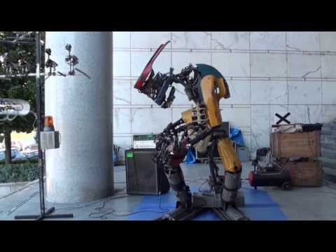 Video: Roboter Fra Plater - Alternativ Visning
