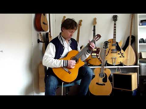 Taqsim in Maqam Nahawand kbir on fretless guitar