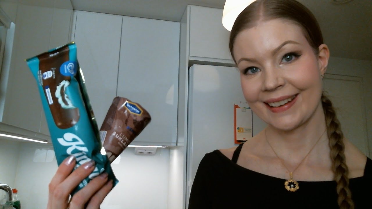 🍧 Korvasta korvaan kuiskattu 🍧 Ostosten esittely: Meikkejä ja ruokaa 🍓 ASMR Suomi