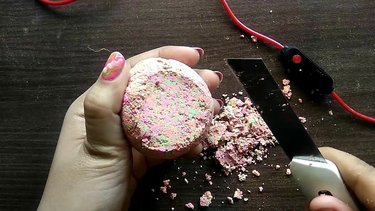 ASMR wet chalk cutting and frizzling sound