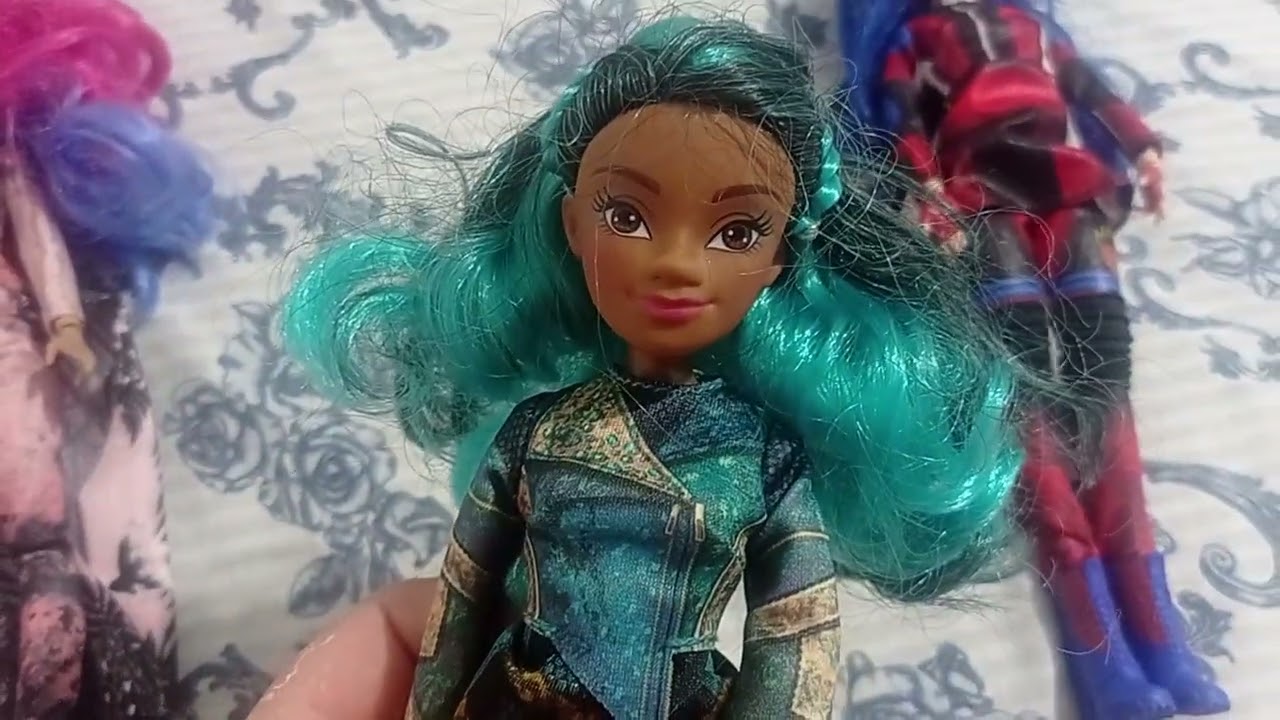 Tutorial Como Fazer Roupa de Academia Para Bonecas Barbie Descendentes M