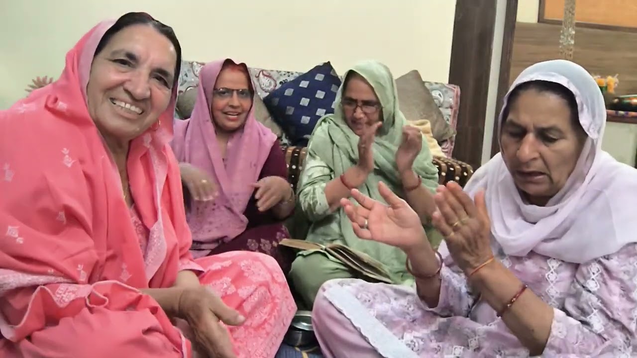 कृष्ण भजन हरि धुन हरि धुन लगी मेरे मन में मुरली बाज रही मधुबन में 🙏🙏👍 वायरल 🙏 भजन 👍