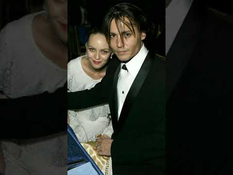 Vanessa Paradis-Johnny Depp-Lily Rose DeppJohnnydepp Vanessaparadis Lilydepp Celebrity Trending