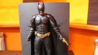 РАНДОМ ОБЗОР #2 : коллекционная фигурка Бэтмена DX12 от Hot Toys !