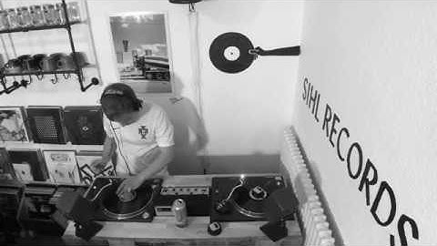 Sihl Records In-Store Session w./ Mau