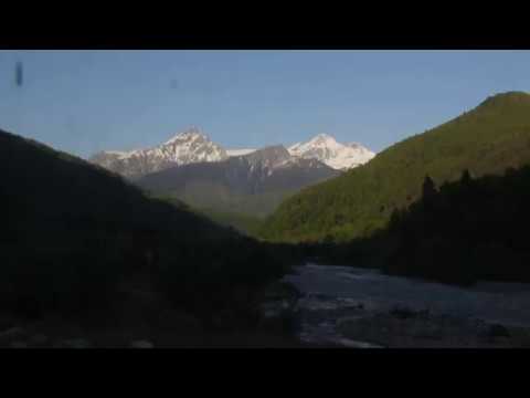 ონიდან სოფ. ბორცოში მიმავალი გზა 2015