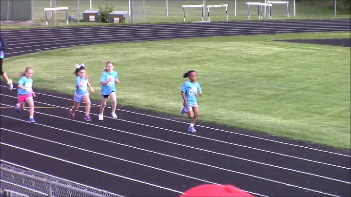 Lesa Gardner wins 100 meter dash (3rd Grade)