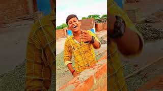 Mujhe Pasand Karne Wale Karoro Log Hai