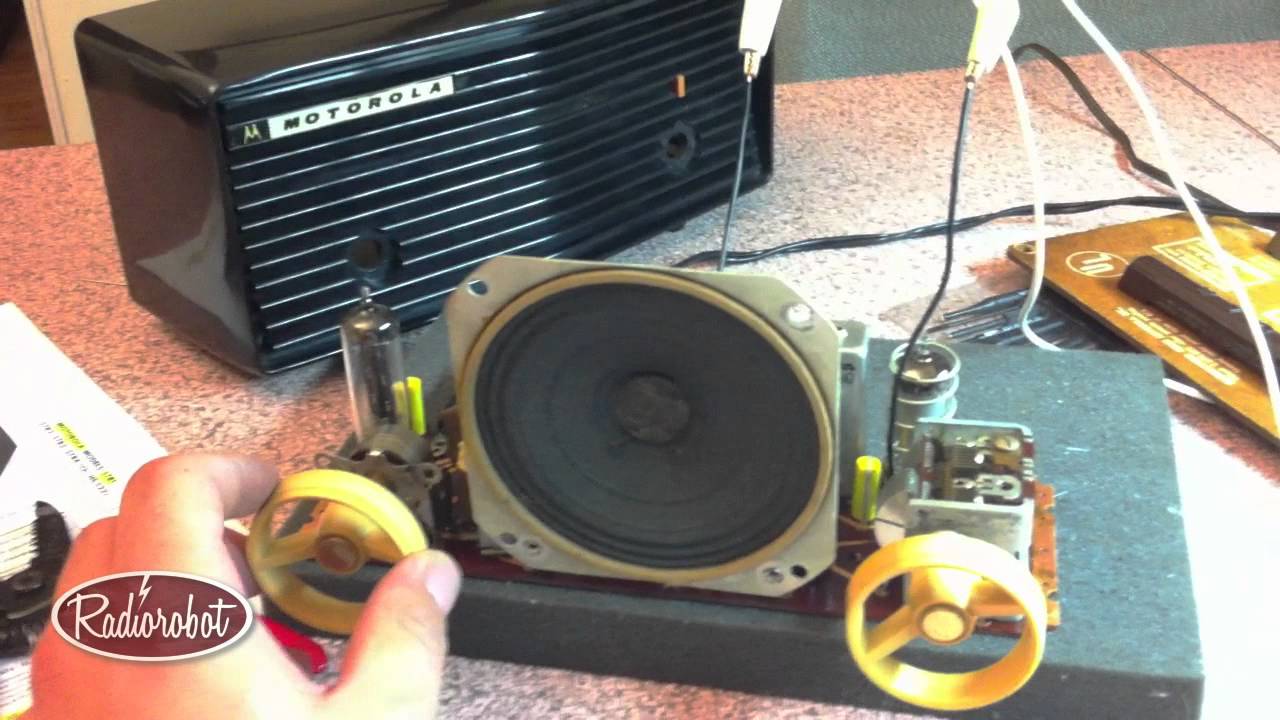 1956 Motorola Tube Radio (repair) - YouTube