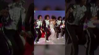 Dancing Machine With The Jackson Five!