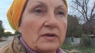 картинка:  Розмовляємо, в'яжем петрушку, зустрічаєм і кормим корівку.
