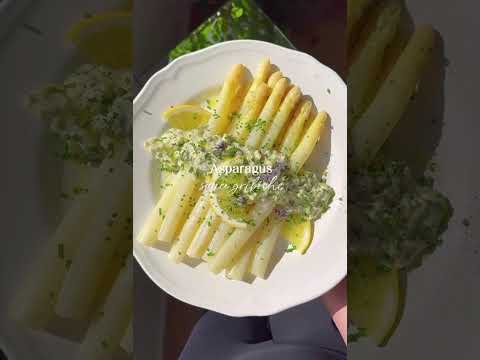 كفاية ظلــ ـم وتهميش مو ذنبي إني بنــ ـت والقرار ما هو بيدي 