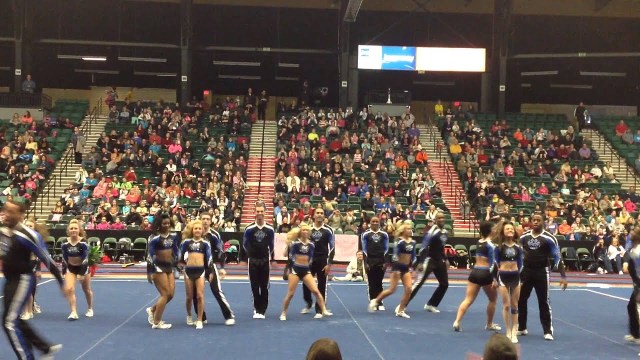 美国世界奥林匹克体操大赛 超牛的啦啦队