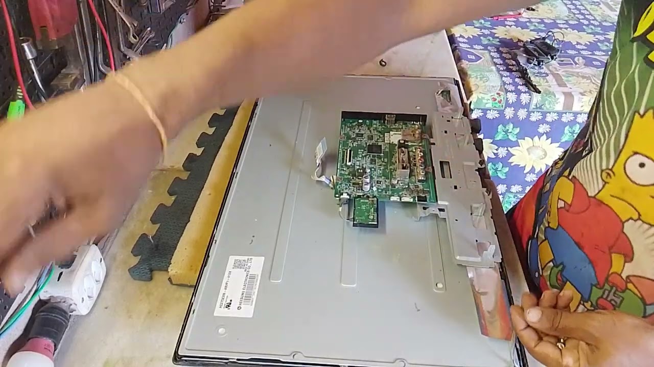 como montar passo a passo a TV LG smart TV 28MT49S-PS