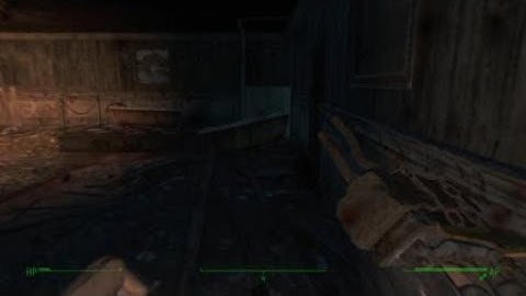 How To sneek up on an enemy in Fallout 4