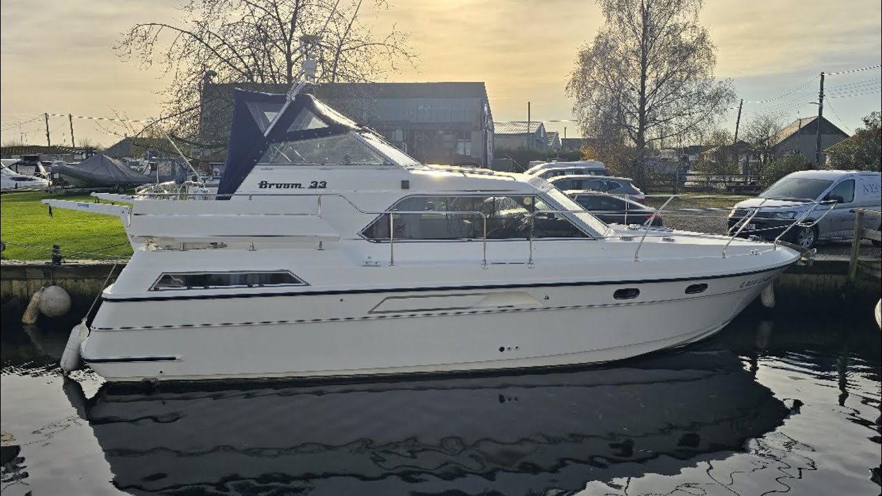 Broom 33 ‘Lady Lara’ for sale at Norfolk Yacht Agency