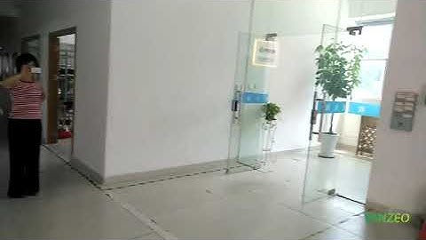 Yanzeo SR681 integrated UHF RFID Reader Read and Write Distance Testing