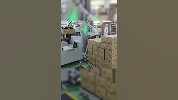 Collaborative Robots in the Logistics Industry: Unboxing, Stacking, and Labeling #machine #shorts